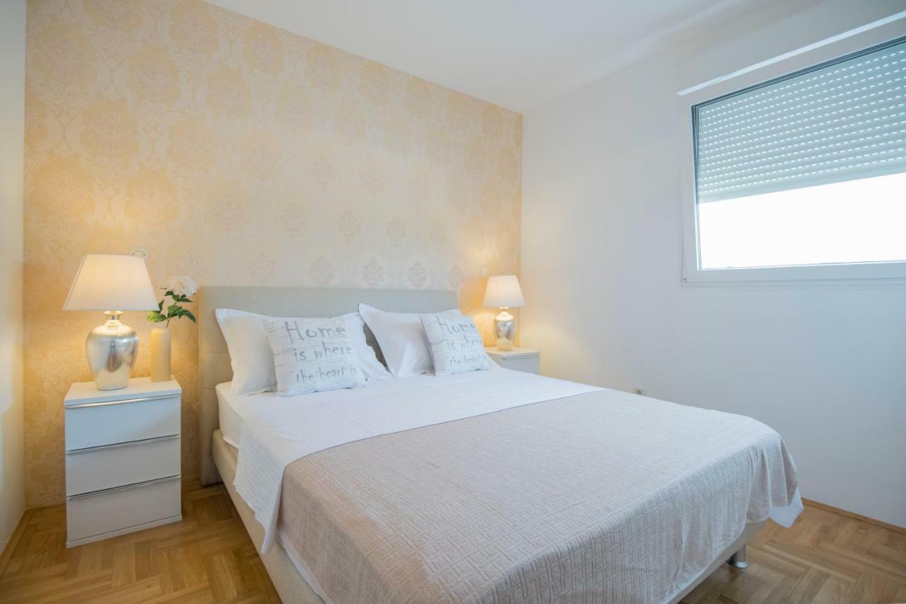 Comfortable Cozy Beach Apartment Сплит Экстерьер фото