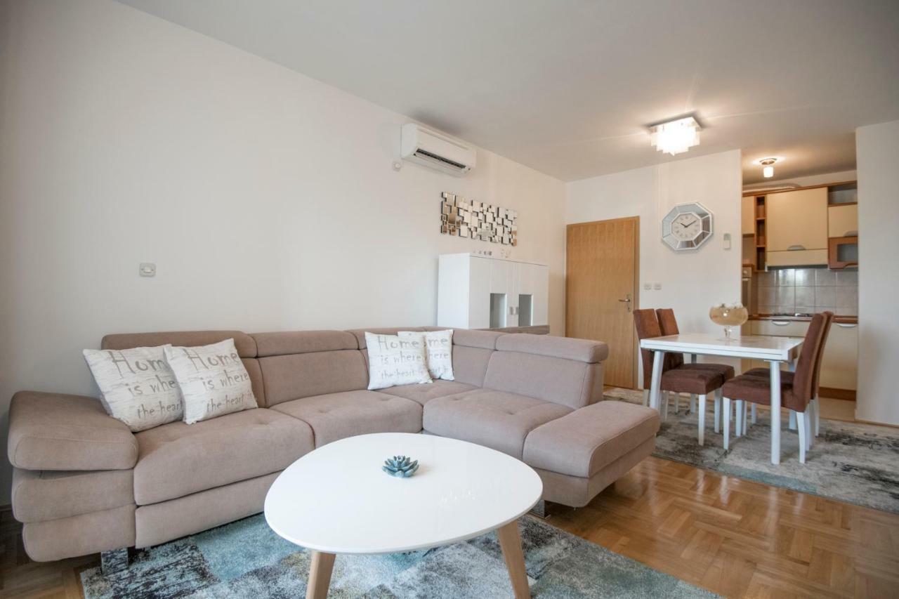 Comfortable Cozy Beach Apartment Сплит Экстерьер фото